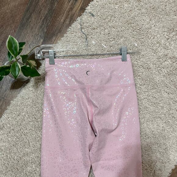 Zyia Active Pink Iridescent Unicorn Leopard Light & Tight High Waisted Leggings - Picture 4 of 6